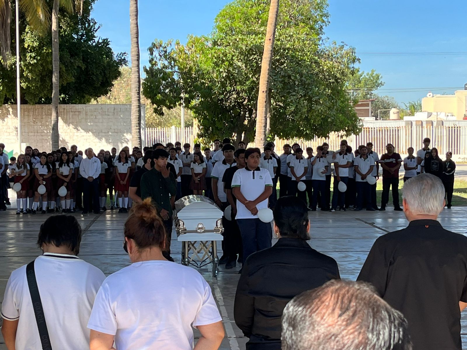 Con emotivo homenaje despiden en Conalep Guasave