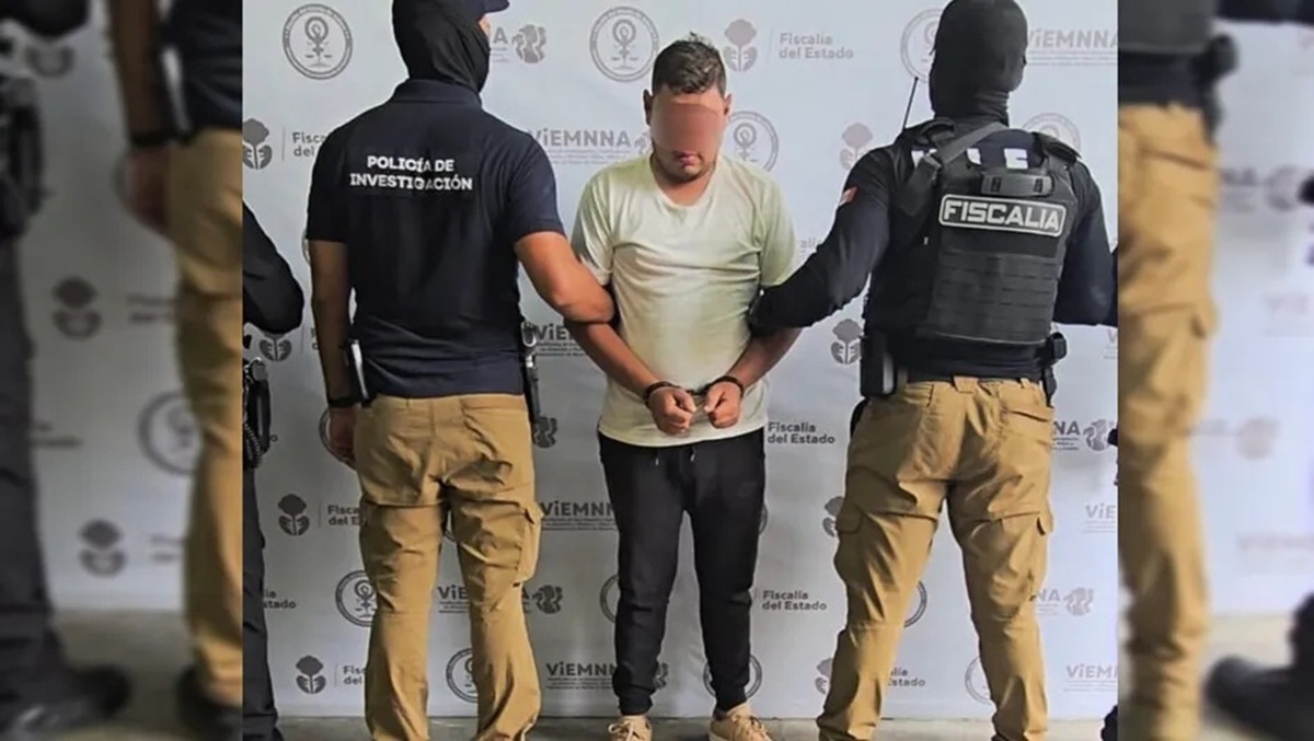 Detienen a hombre por conducta inapropiada con menor de edad en Guadalajara