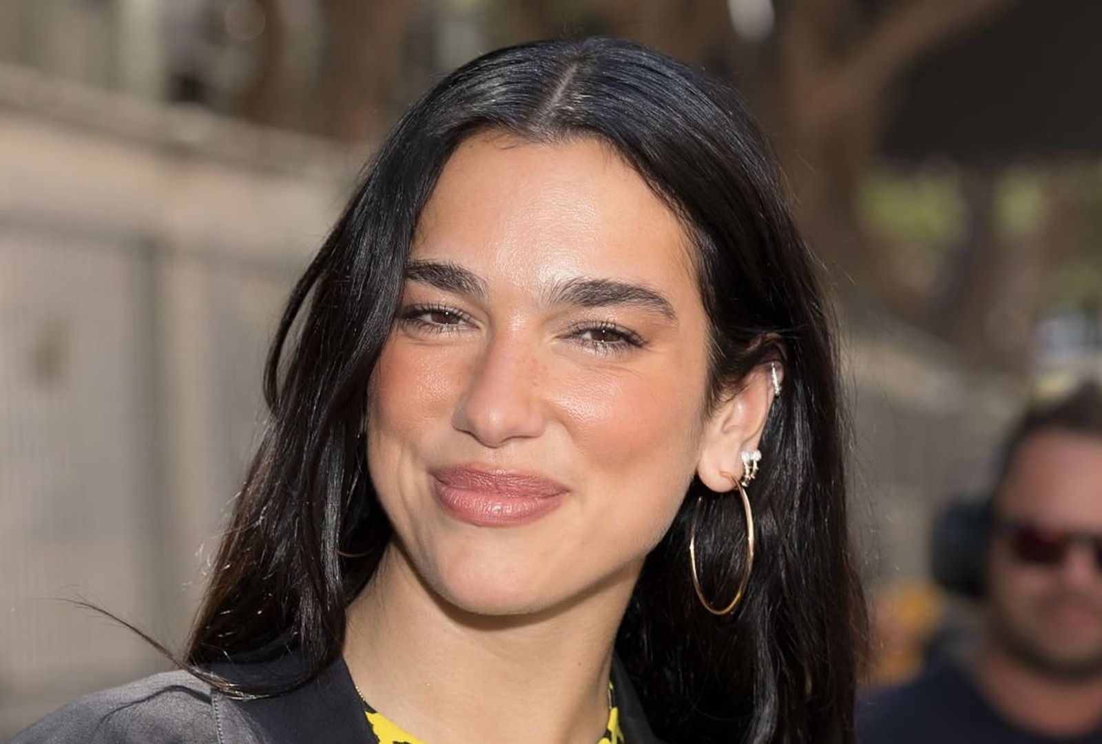 Dua Lipa demanda a Samsung
