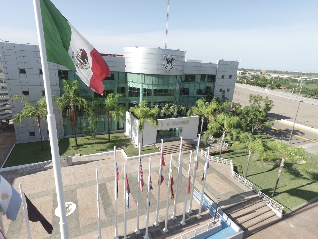 Edificio rectoría de la UAS