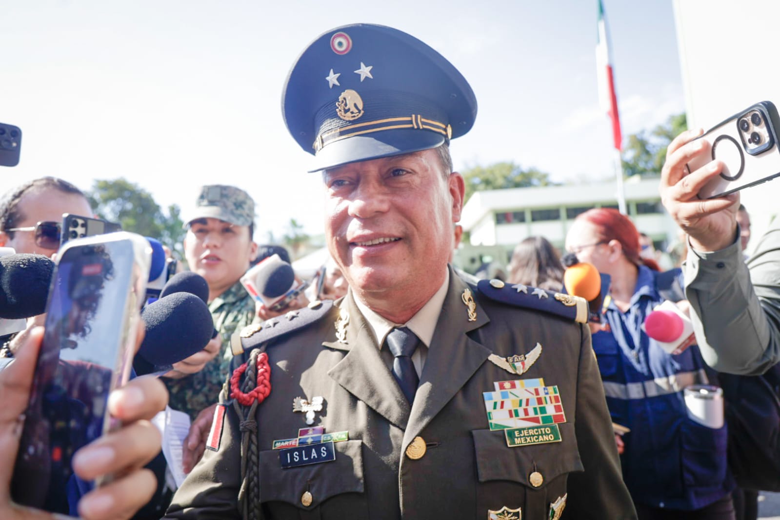 El General Julio César Islas Sánchez rinde protesta como Comandare de la Novena Zona Milltar, en Culiacán