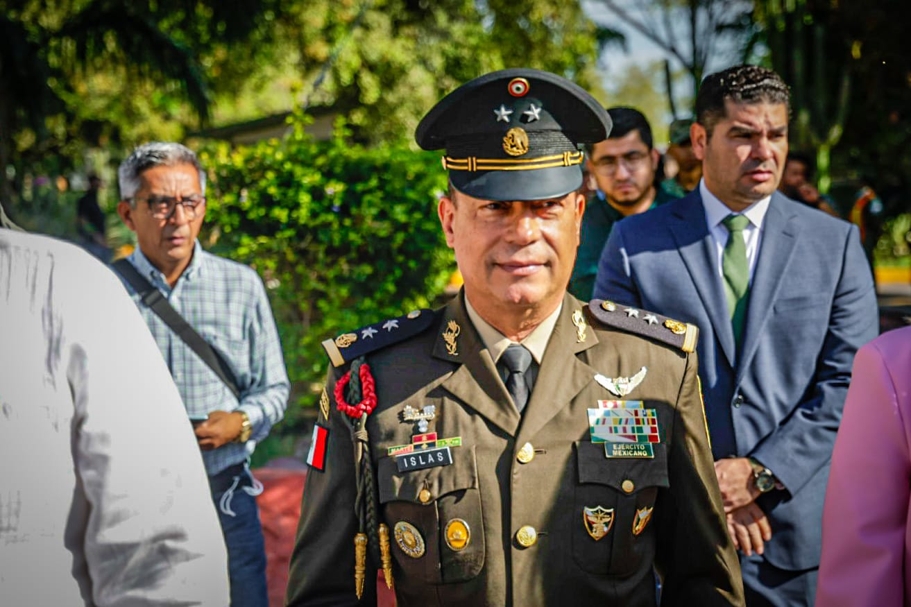 El General Julio César Islas Sánchez rinde protesta como Comandare de la Novena Zona Milltar, en Culiacán
