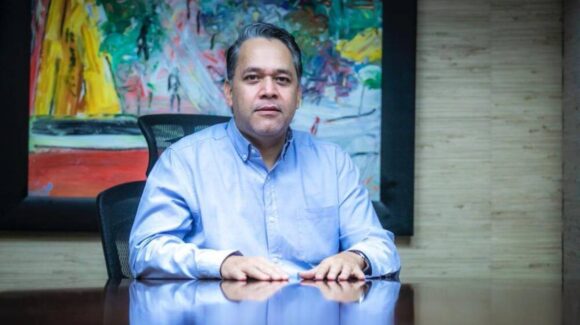 Confirmado: Enrique Díaz Vega, exsecretario de Finanzas de Rocha, también se entrega a EU