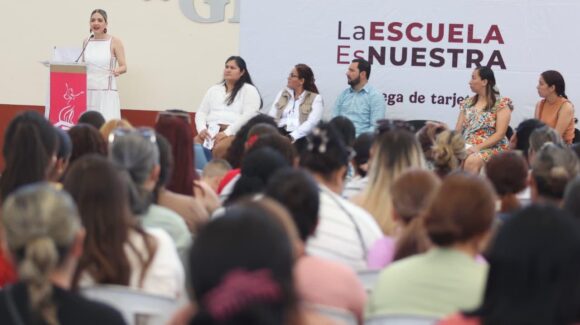Entregan 115  apoyos del programa “La Escuela es Nuestra” en Mazatlán, Sinaloa