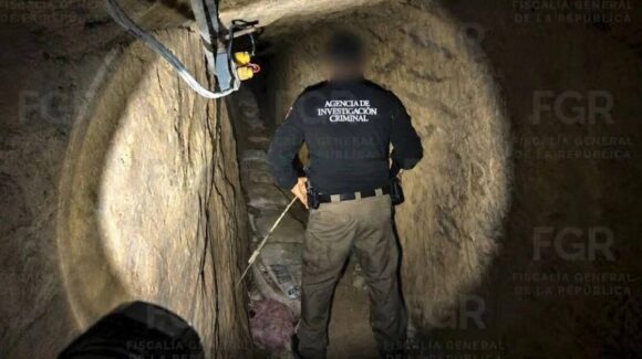 FGR asegura túnel huachicol y 205 mil litros de combustible en Nuevo León