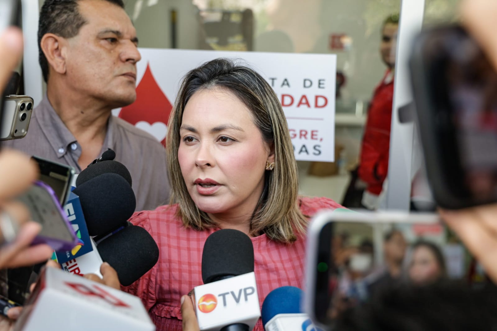 Gobernadora Yeraldine Bonilla en inauguración del CETS