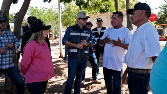 Gobernadora Yeraldine Bonilla supervisa unidades deportivas en colonias Finisterra y Nakayama, en Culiacán