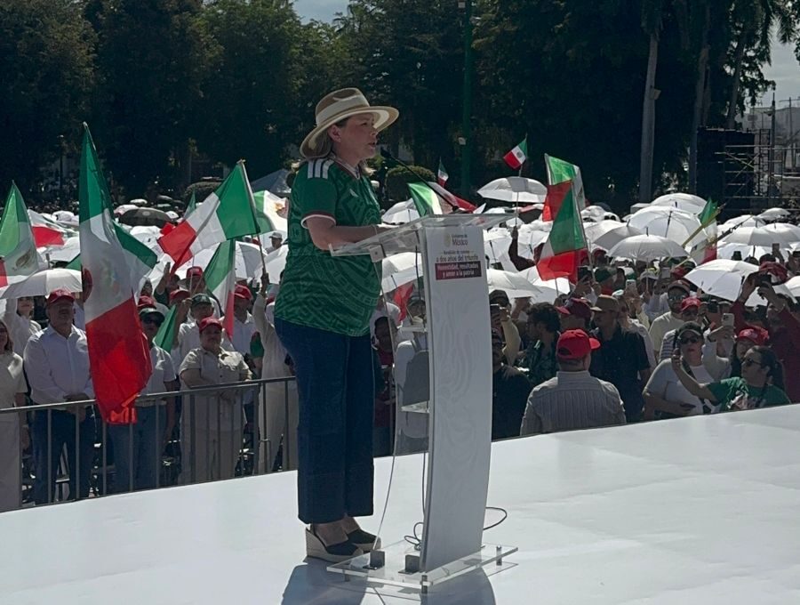 Gobernadora en el evento por informe de Claudia Sheinbaum