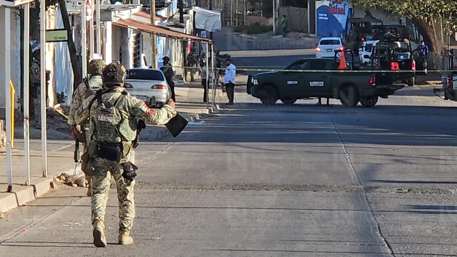 Hallan restos humanos en dos maletas frente a canchas deportivas en la Estela Ortiz de Culiacán