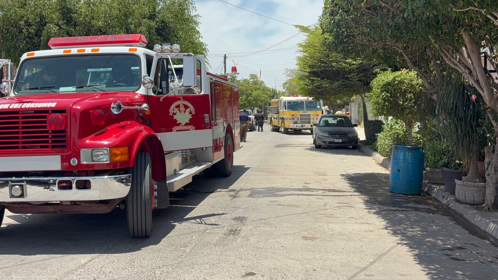 Incendio de vivienda en la colonia Estrella moviliza a los cuerpos de auxilio del municipio de Ahome