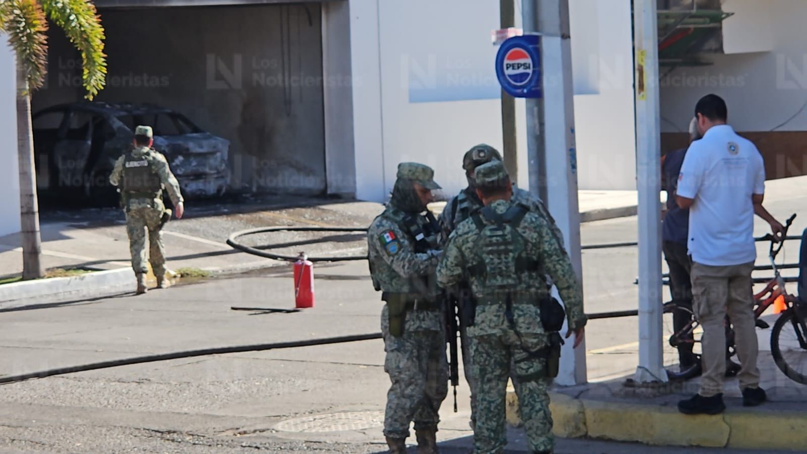Incendio en clinica de la colonia Hidalgo en Culiacán