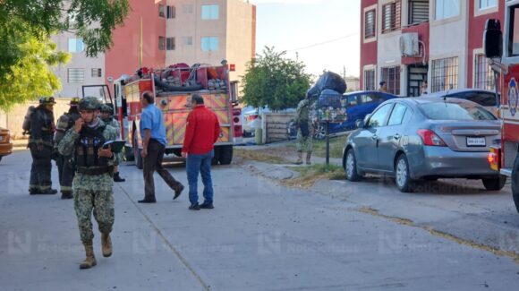 Incendio en departamento de San Isidro de Culiacán deja cinco intoxicados, entre ellos dos menores
