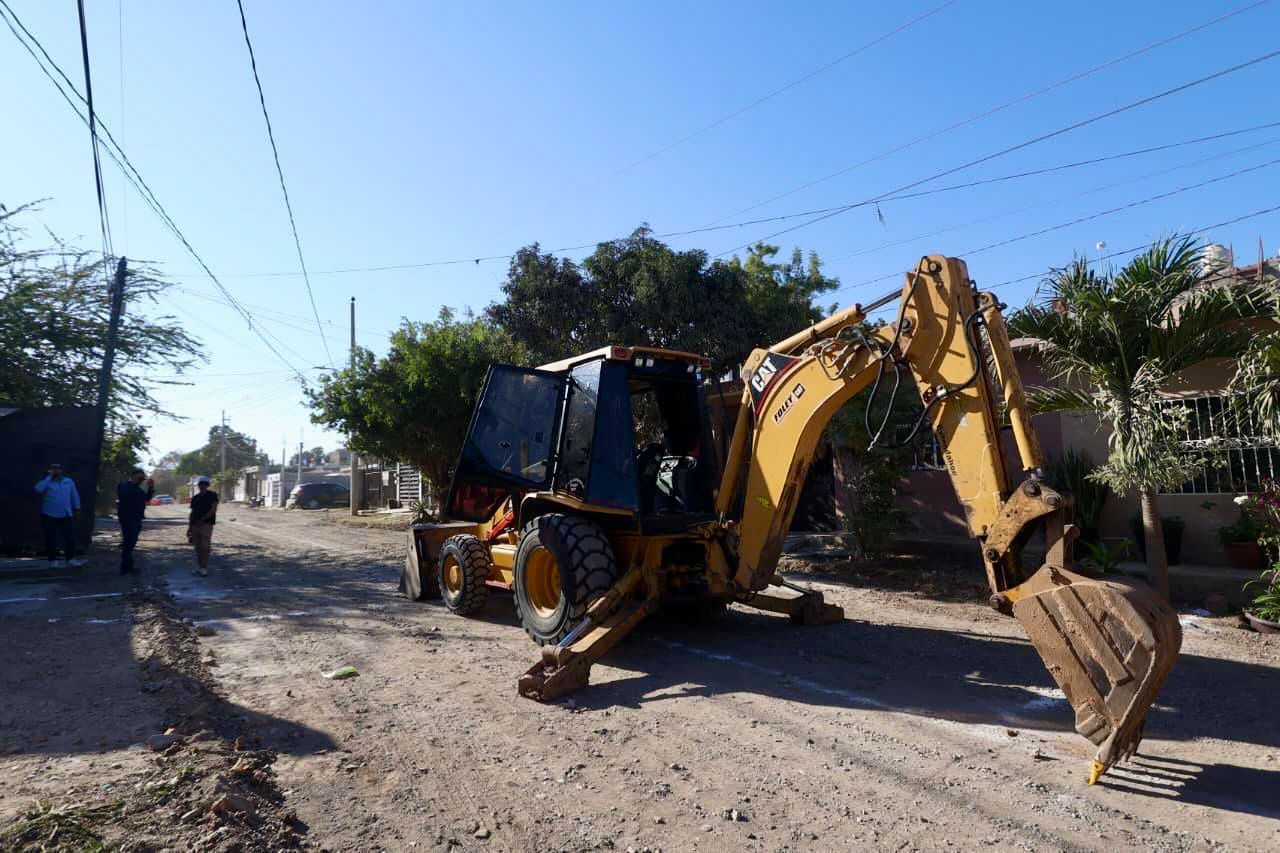 Invertirán 6 millones de pesos en pavimentación y redes hidrosanitarias en la Colosio en Mazatlán