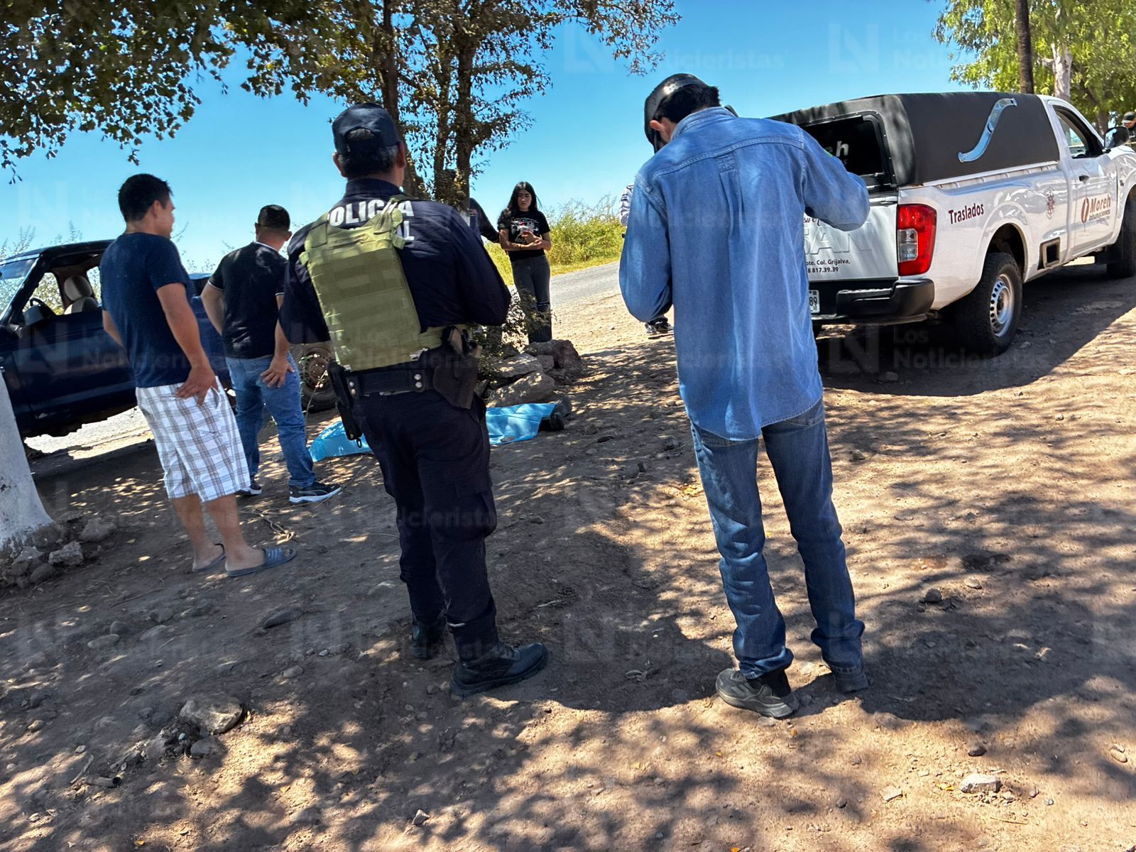 Localizan a un hombre sin vida en las orillas de la carretera Plan de San Luis, en Ahome, Sinaloa