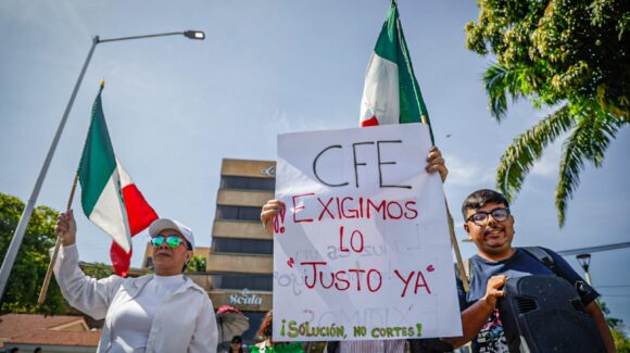 Ciudadanos afectados por altos cobros de la CFE se plantarán en Palacio de Gobierno, en Culiacán este martes; denuncian cortes de luz