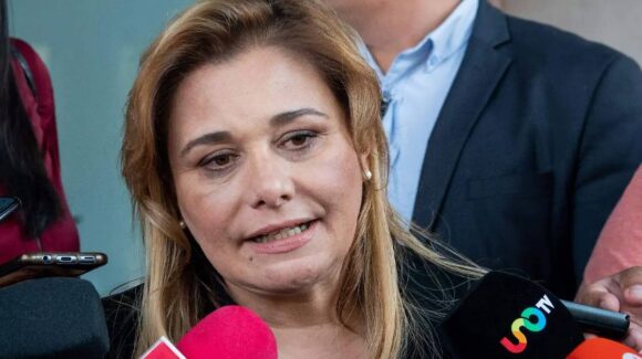 Diputados de Morena solicitan juicio político contra la gobernadora de Chihuahua; Maru Campos denuncia “aparato del poder” en su contra