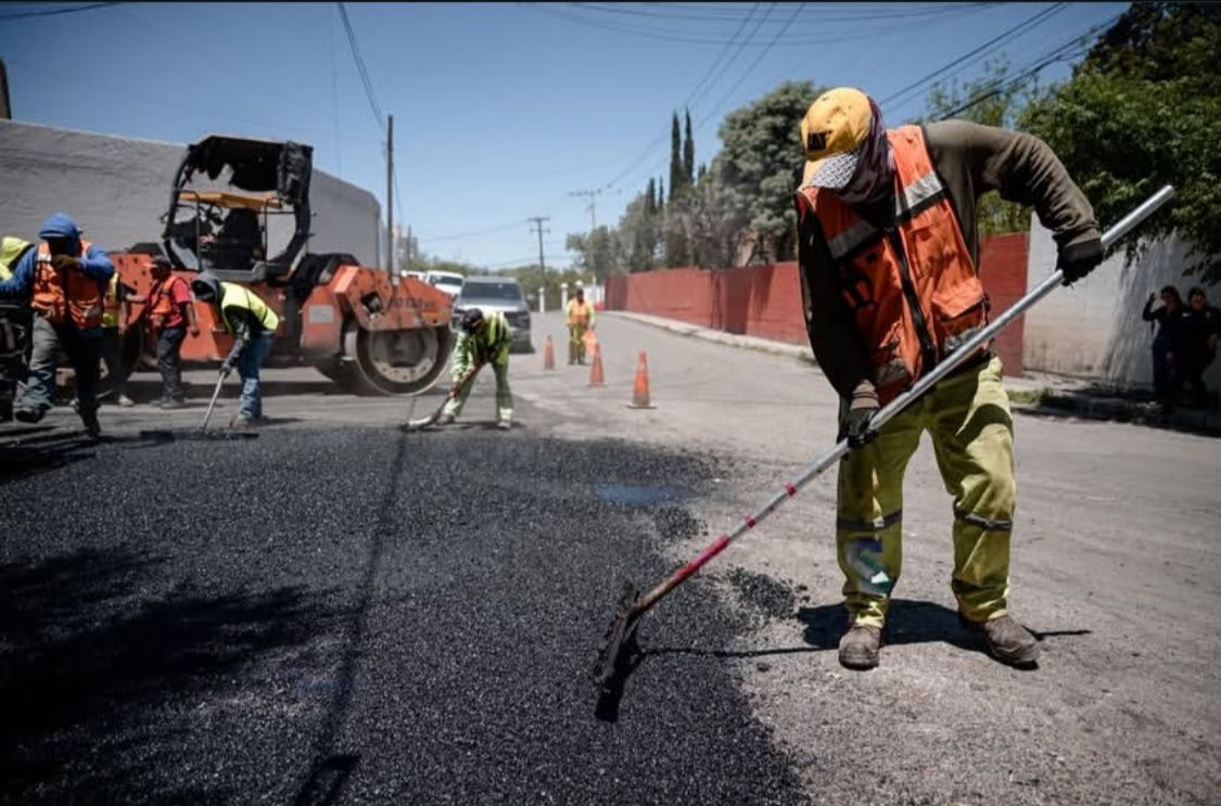 Obras de Bacheo y pavimentación en Mazatlán