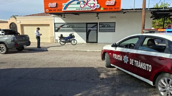 Pareja de motociclistas resultan lesionados tras accidente en Los Mochis, Sinaloa
