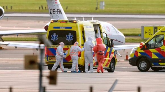 Primer vuelo de evacuación del MV Hondius aterriza en Ámsterdam tras brote de hantavirus