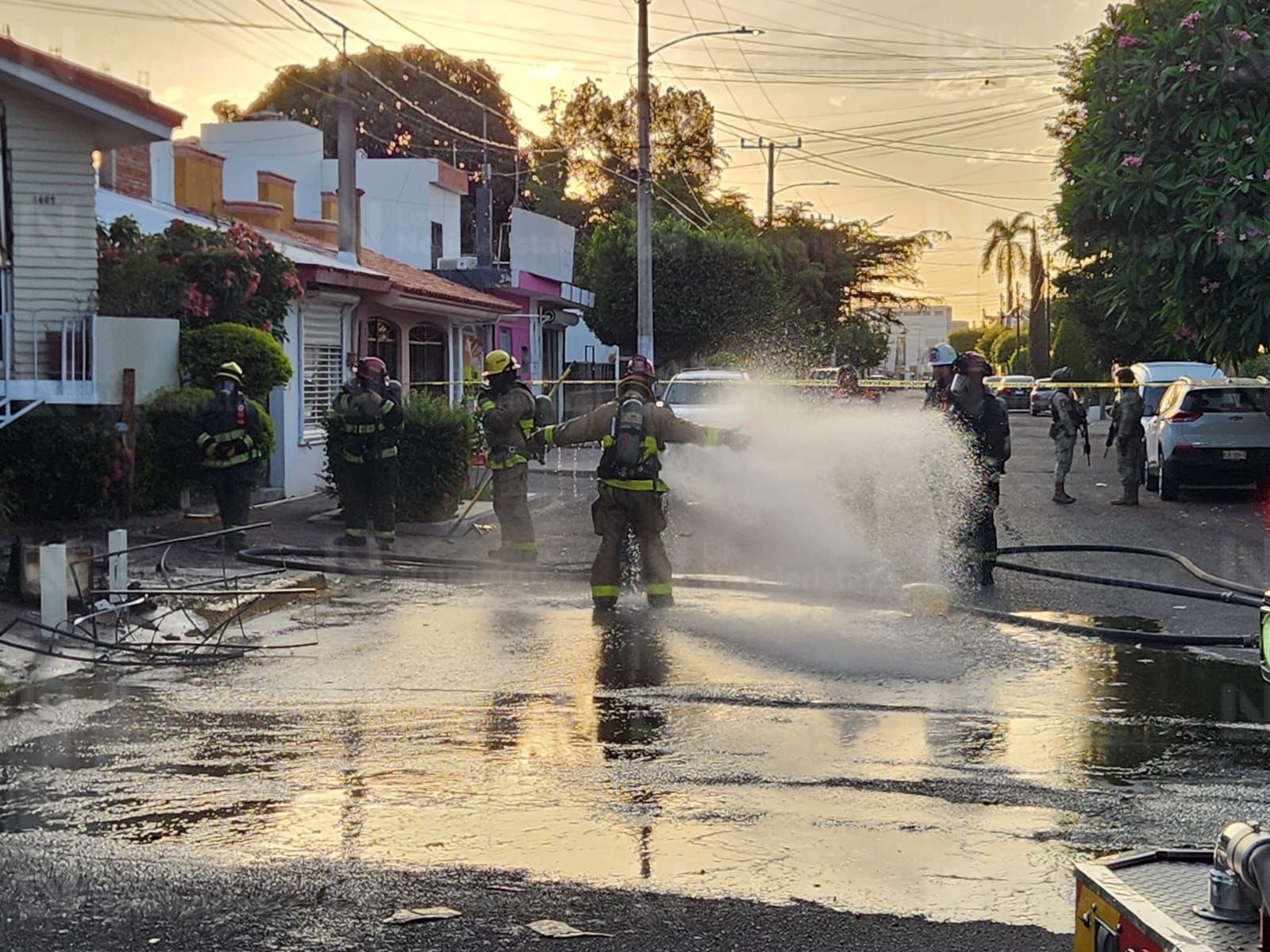 Queman local de cosméticos en Las Quintas de Culiacán, Sinaloa