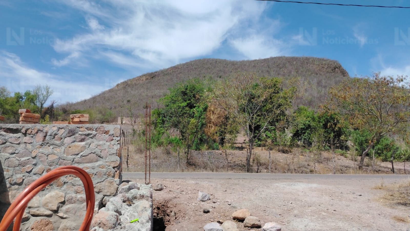Rastreadoras localizan a un hombre sin vida en La Bocatoma, El Fuerte, Sinaloa