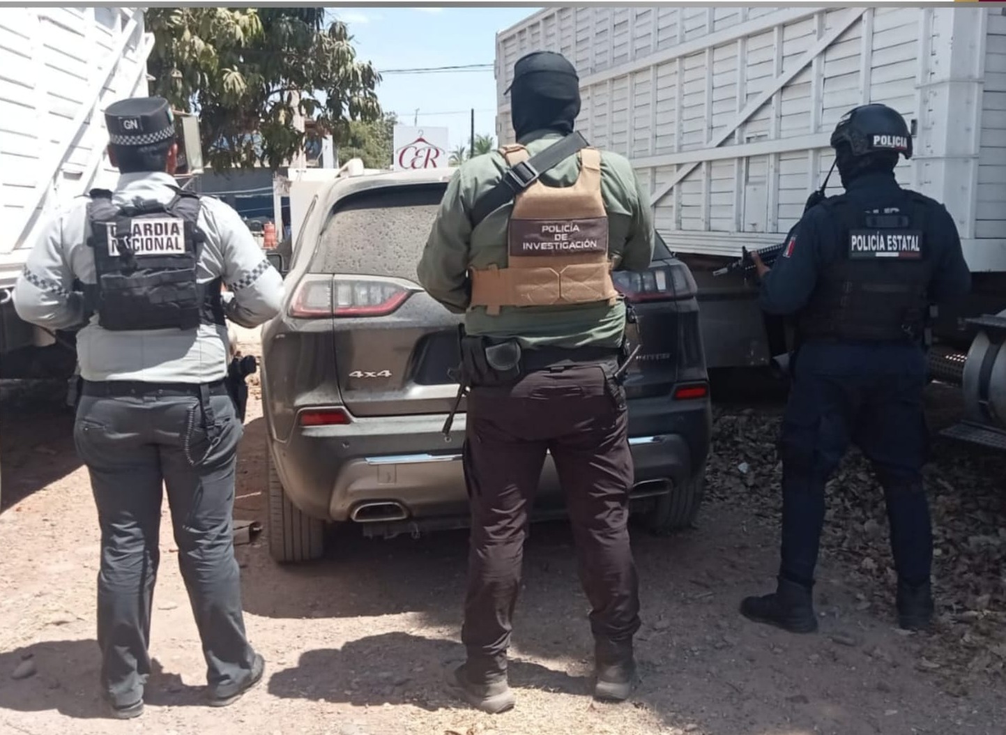 Recuperan auto con reporte de robo en Culiacán