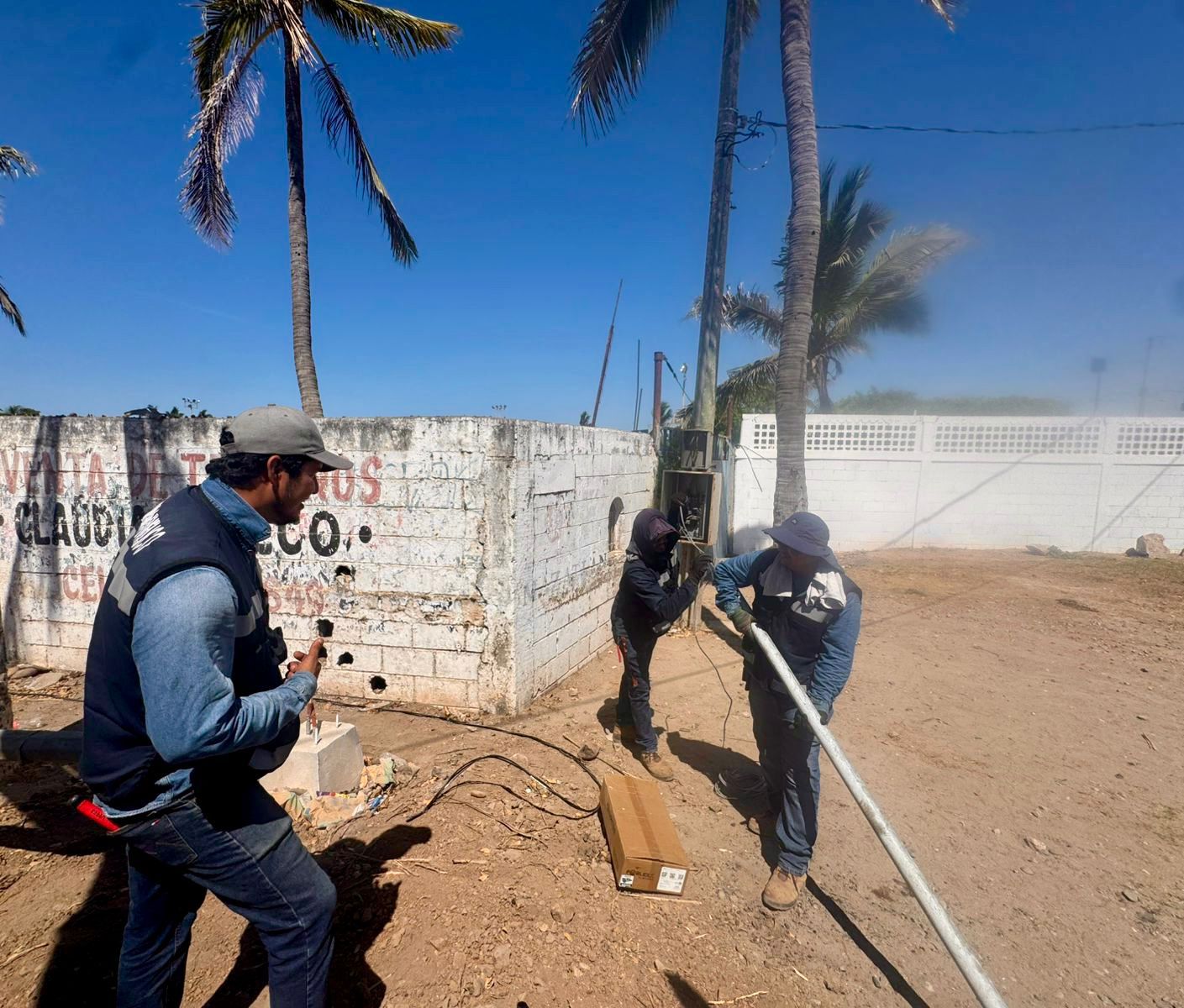 Rehabilitan luminarias en cinco comunidades rurales de Mazatlán