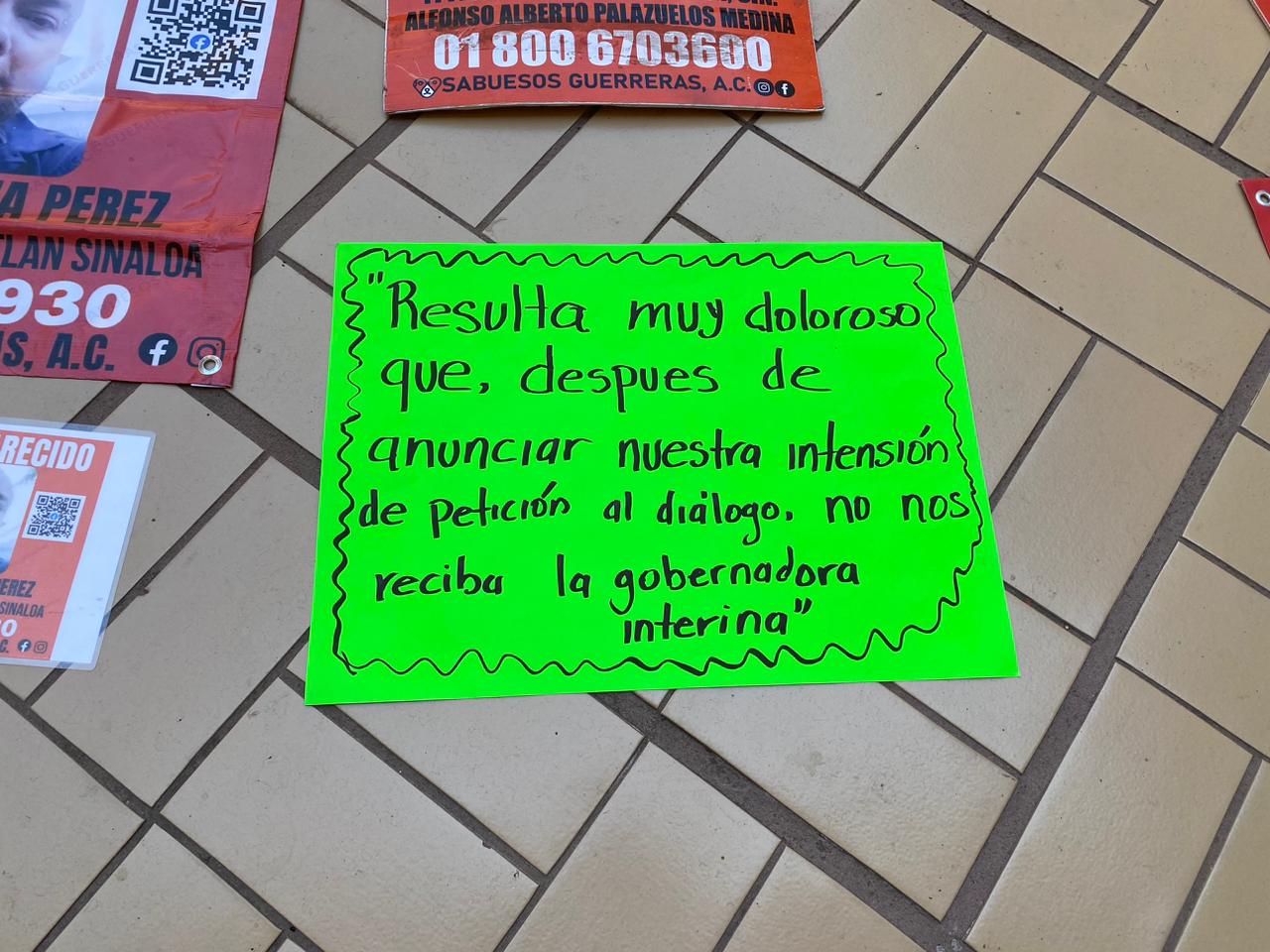 Sabuesos Guerreras se manifiestan en Palacio de Gobierno este miércoles
