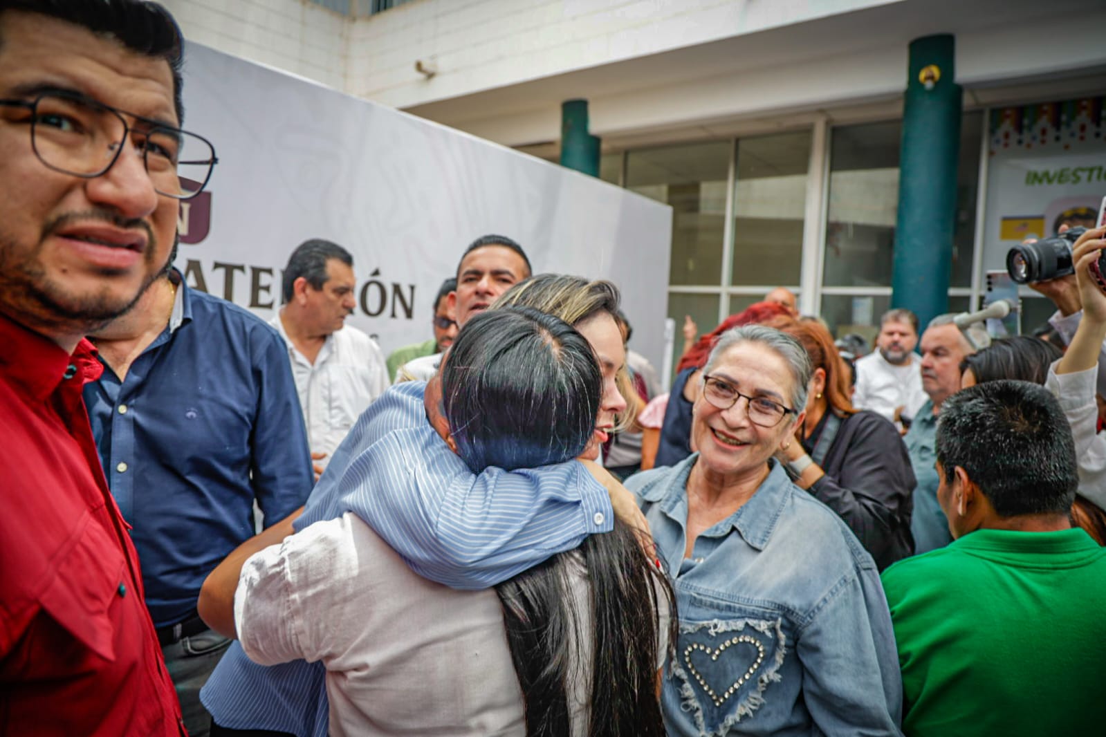 Yeraldine Bonilla en evento en Villa Juárez