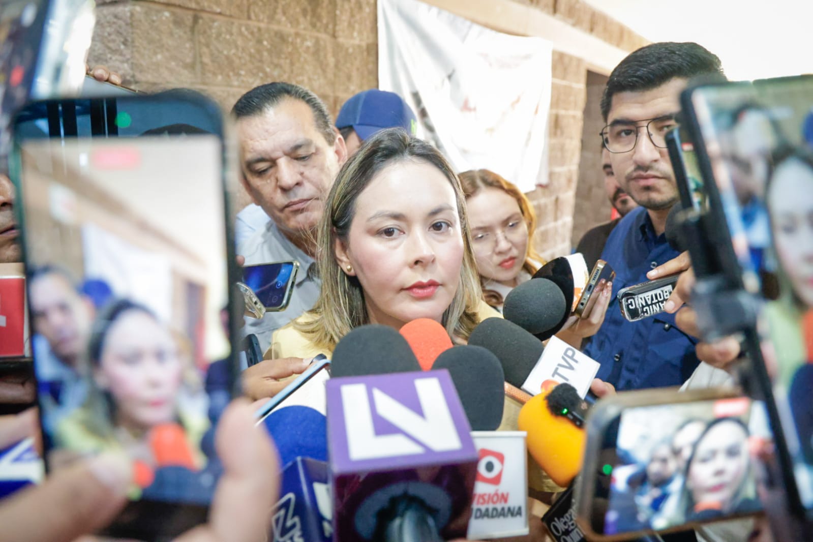 Yeraldine Bonilla, gobernadora de Sinaloa en entrevista