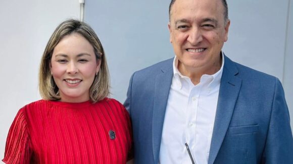 Yeraldine Bonilla, es una persona capaz, bienvenida, expresa alcalde de Ahome, Antonio Menéndez