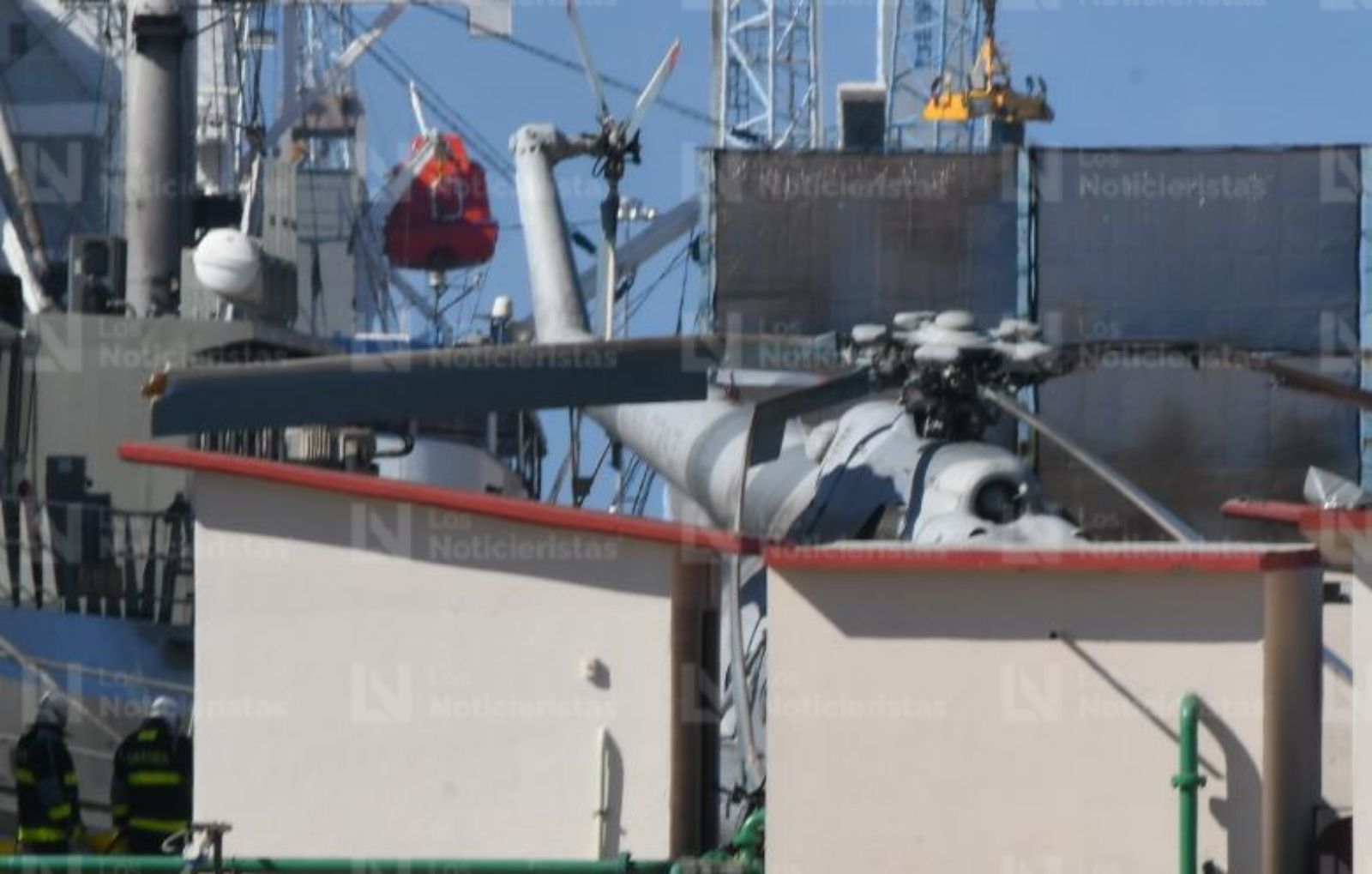Helicóptero de la Marina sufre accidente durante maniobra de aterrizaje en Mazatlán