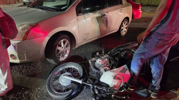 Motociclista resulta lesionado tras choque en Fovissste Playa Azul, Mazatlán