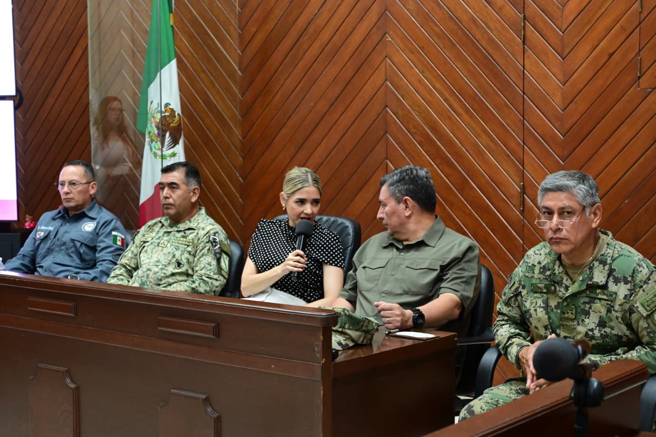 Reunión con gerentes de seguridad en Mazatlán