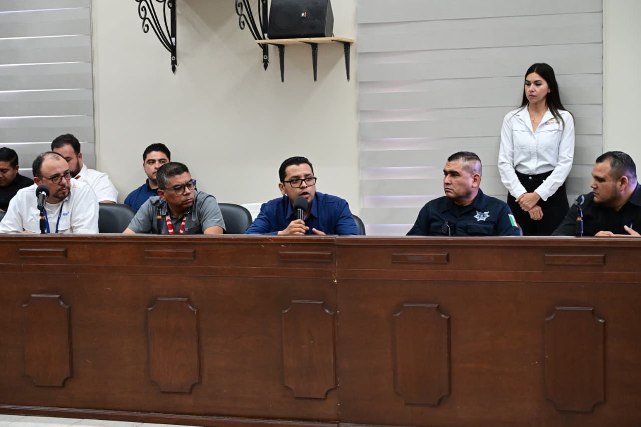 Reunión con gerentes de seguridad en Mazatlán