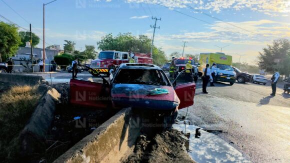 Muere agente de Tránsito tras aparatoso accidente en la carretera Guamúchil-Angostura, en Salvador Alvarado