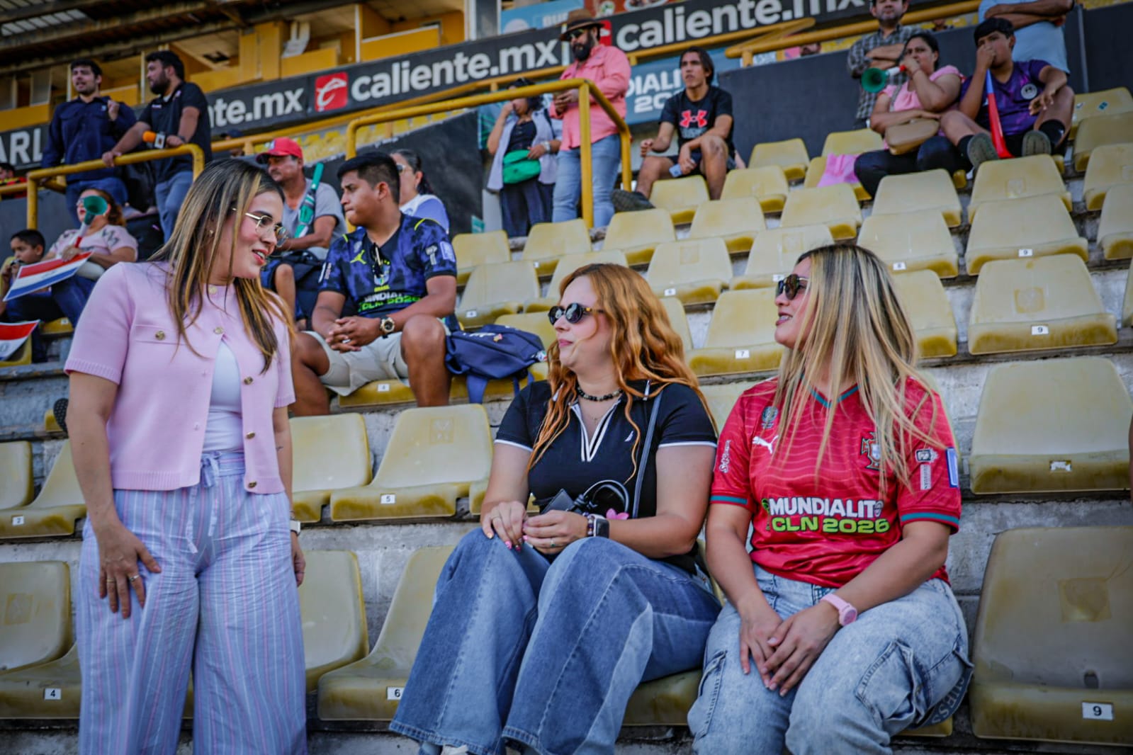 Alcaldesa de Culiacán presente en el Mundialito 2026