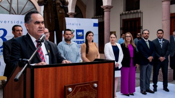 Madueña Molina encabeza festejos del 153 aniversario de la UAS y refrenda su compromiso con los sinaloenses