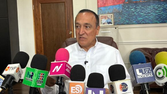 Sin conocimiento Antonio Menéndez de la acción de los abogados del alcalde desaforado Gerardo Vargas
