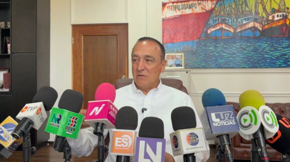 Respalda alcalde de Ahome gobernabilidad con Yeraldine Bonilla Valverde y descarta cambios en su gabinete