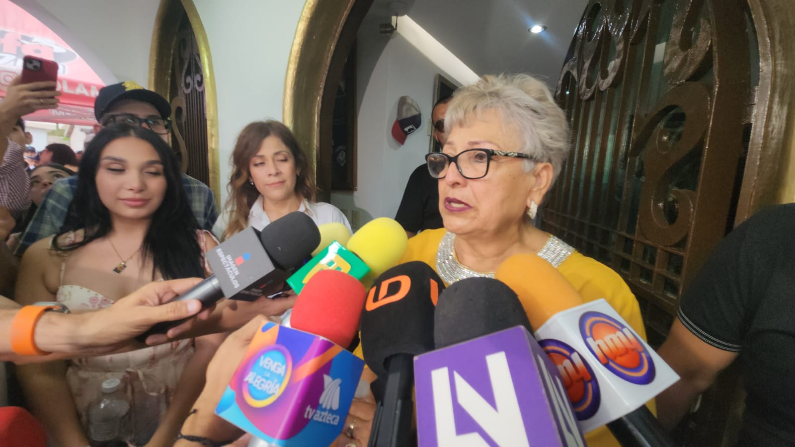 Doña Camila Valencia, mamá de Valentín Elizalde