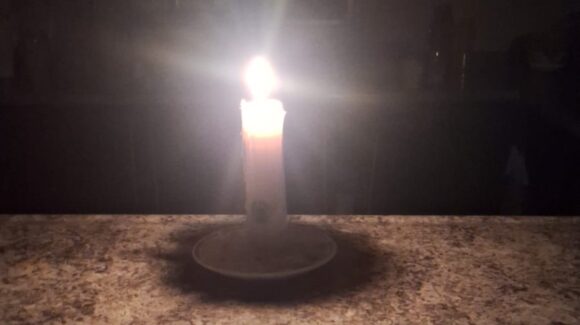 Denuncian apagón en Guasavito, La Cofradía y La Cuestona, Sinaloa; usuarios llevan más de tres horas sin luz