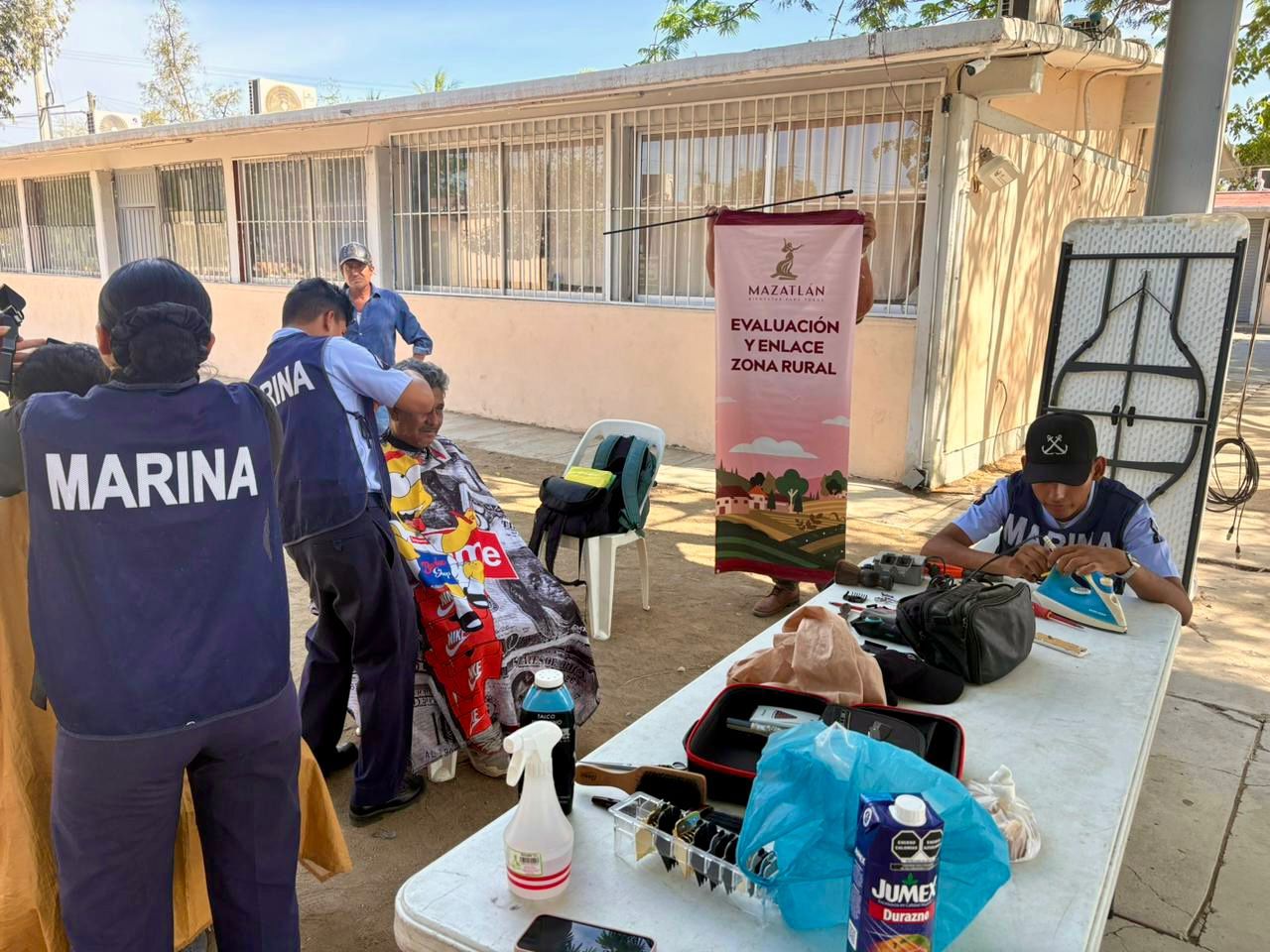 Apoyos y servicios en zona rural de Mazatlán