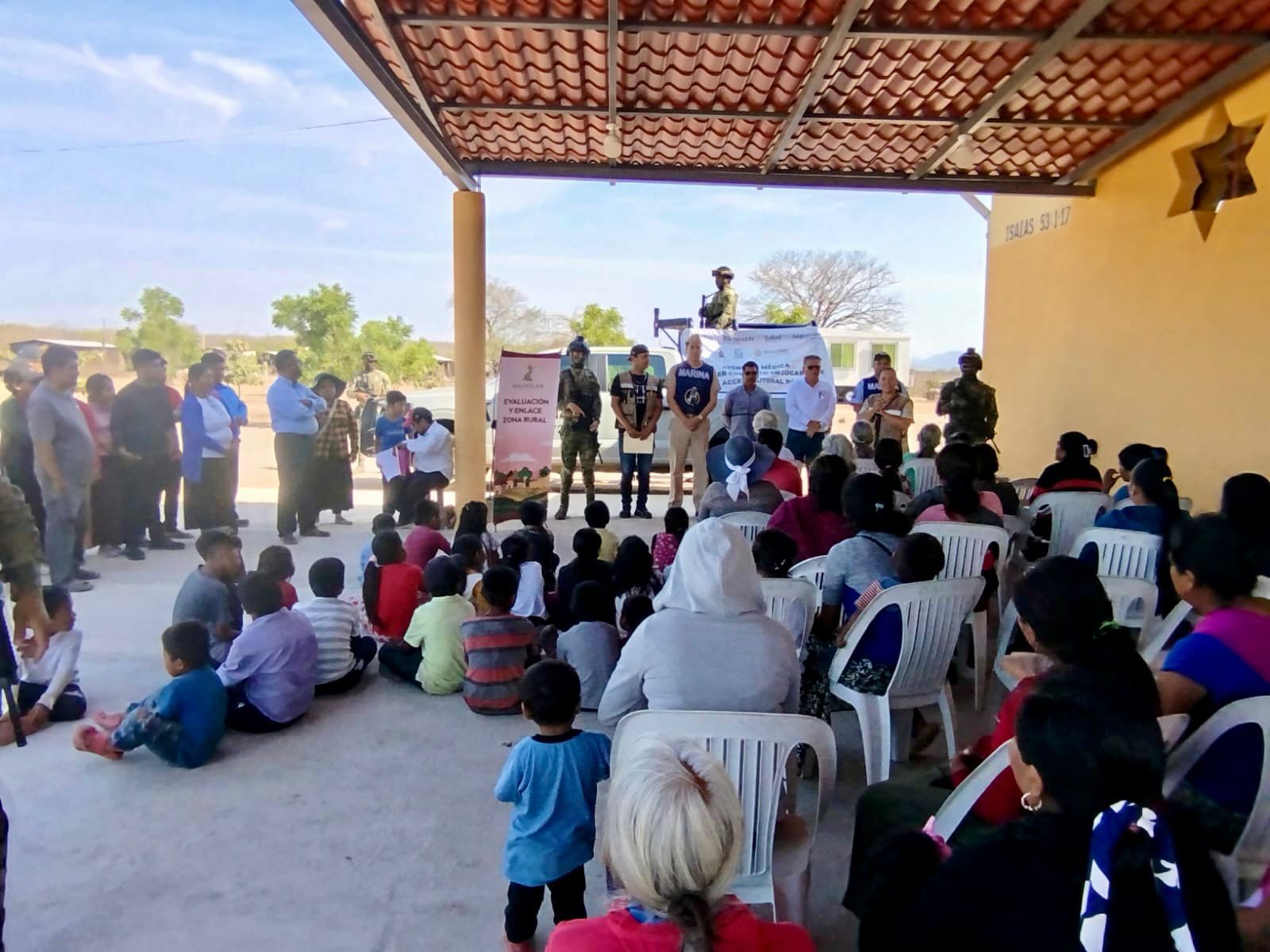 Apoyos y servicios en zona rural de Mazatlán