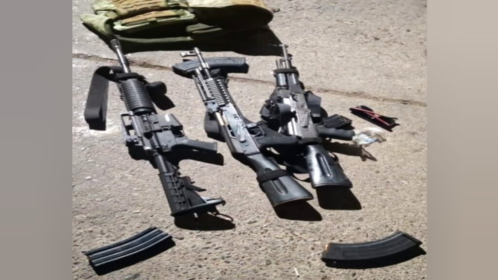 Armas aseguradas tras enfrentamiento en Escuinapa