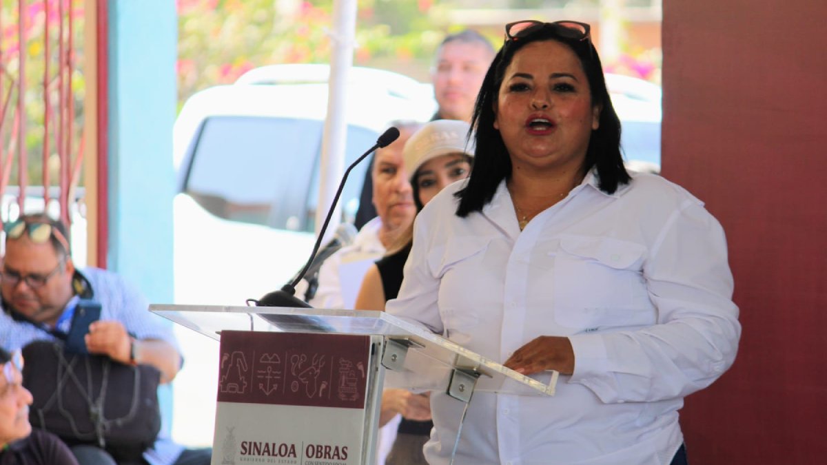 arranca yeraldine bonilla pavimentacion de la vicente guerrero en estacion dimas funcionaria