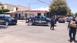 asalto a mano armada en centrico negocio de guasave sinaloa