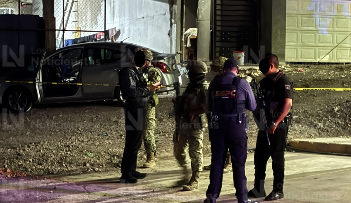 Un hombre que se encontraba tomando en su vehículo fue asesinado en El Mirador, en Culiacán