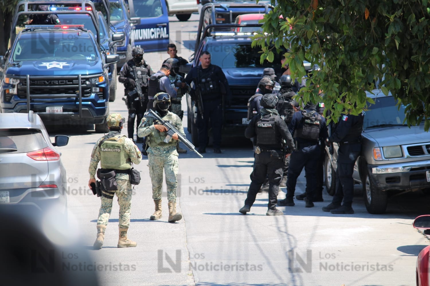 Presunto exmilitar resulta herido de bala en su domicilio en Mazatlán
