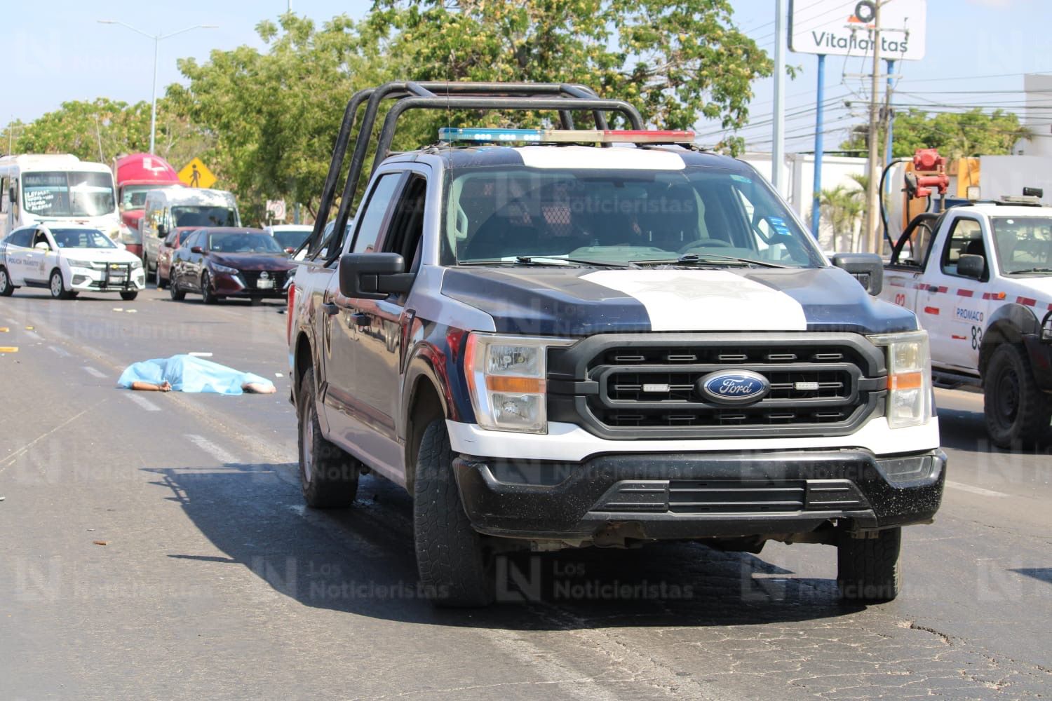 Motociclista muere tras ser atropellado por camioneta que se dio a la fuga en Mazatlán